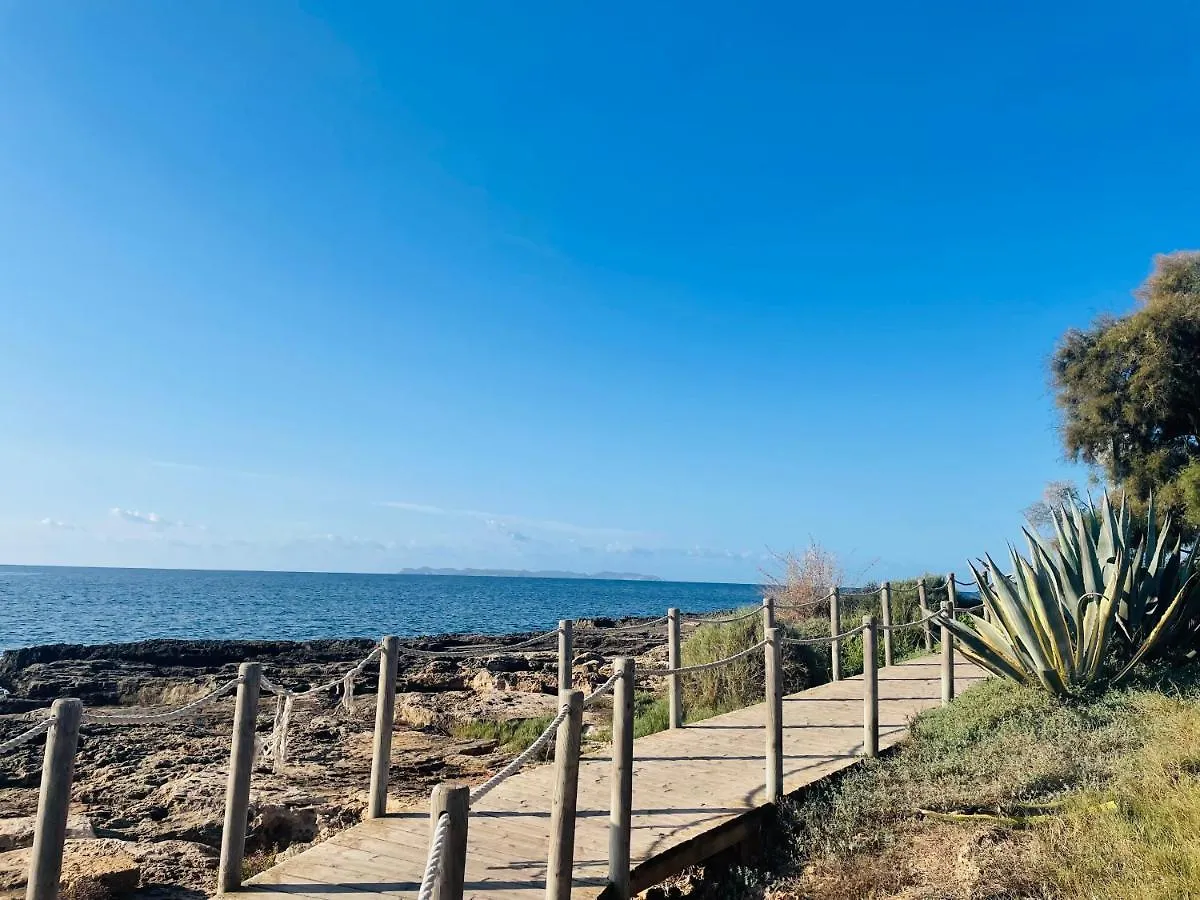Apartment Blue House Mallorca Ses Salines  Spanien